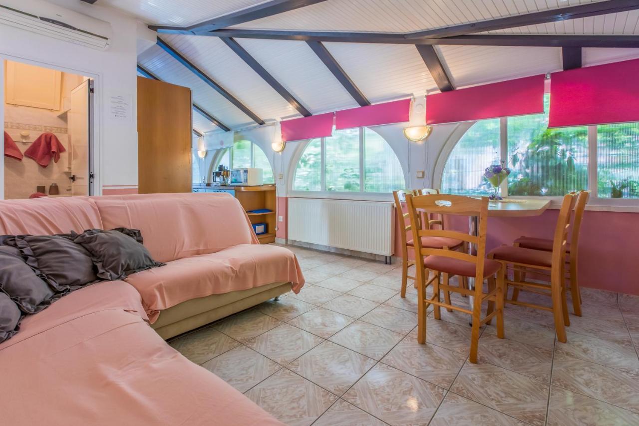Apartmani Visnja Цриквеница Экстерьер фото