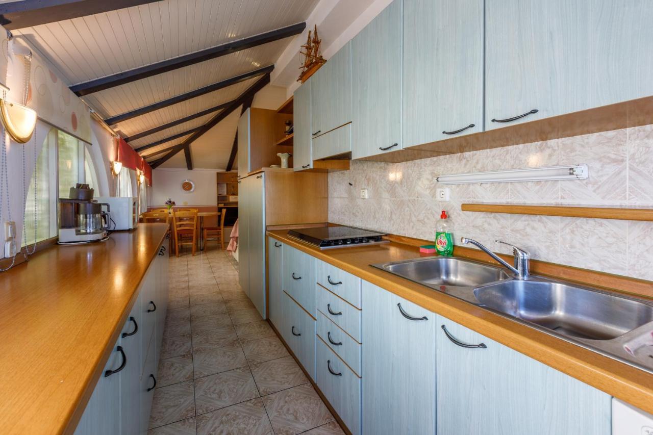 Apartmani Visnja Цриквеница Экстерьер фото